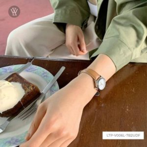Casio – Montre classique pour femmes – Dateur jours/mois – Bracelet cuir – LTP-V006L-7B2UDF Casio – Montre classique pour femmes – Dateur jours/mois – Bracelet cuir – LTP-V006L-7B2UDF