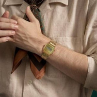 Casio – Vintage Collection Dorée avec contour vert – A158WEGV-9A