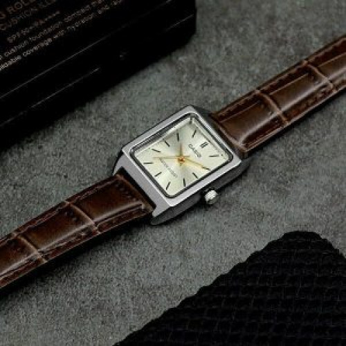 Casio – LTP-V007L-9EUDF – Montre femme carrée élégante Casio – LTP-V007L-9EUDF – Montre femme carrée élégante