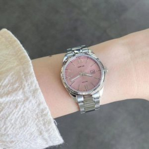 Casio – cadran sunray pour femmes avec dateur – Étanche 50 m – Tout en acier inoxydable – LTP-1302DD-4A1V Casio – cadran sunray pour femmes avec dateur – Étanche 50 m – Tout en acier inoxydable – LTP-1302DD-4A1V