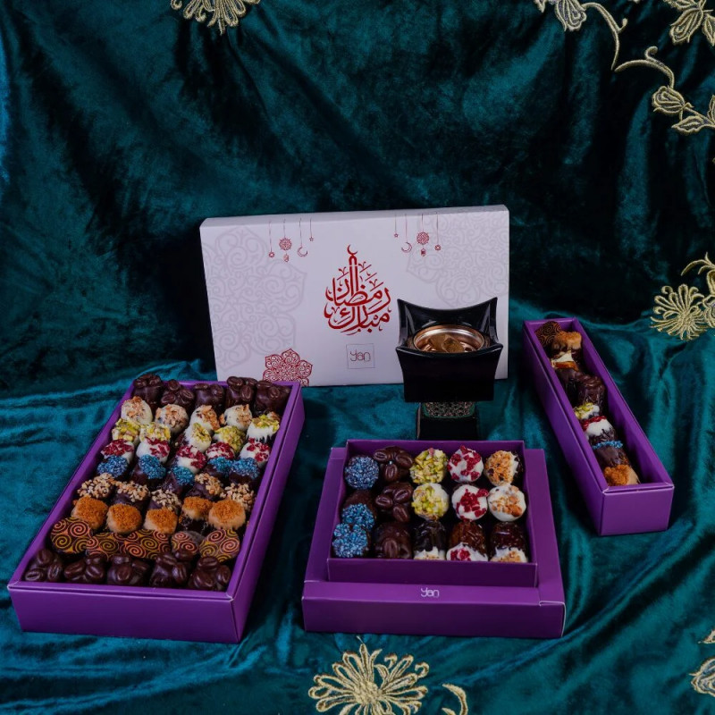 Box Yan MEJHOULS 15 PCS