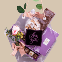 PLIXI CADEAUX I L U BOITE 5 PIECE ,TABLLET KUNAFA PISTACHE , BALLOTIN 250G ,BOITE MANDIAT 8 PIECE ,100G CARAMEL BEURRE SALEE 