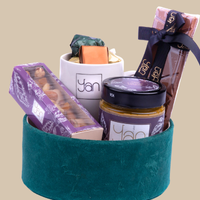 TBEQ CADEAU MUG CHOCOLAT , BOITE 5 PIECE CHOCOLAT, PATE A TARTINER ,TABLLET KUNAFA  PISTACHE 