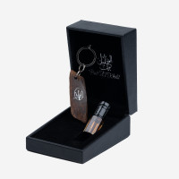 Porte clé Oud Qmari - MASERATI - - Or