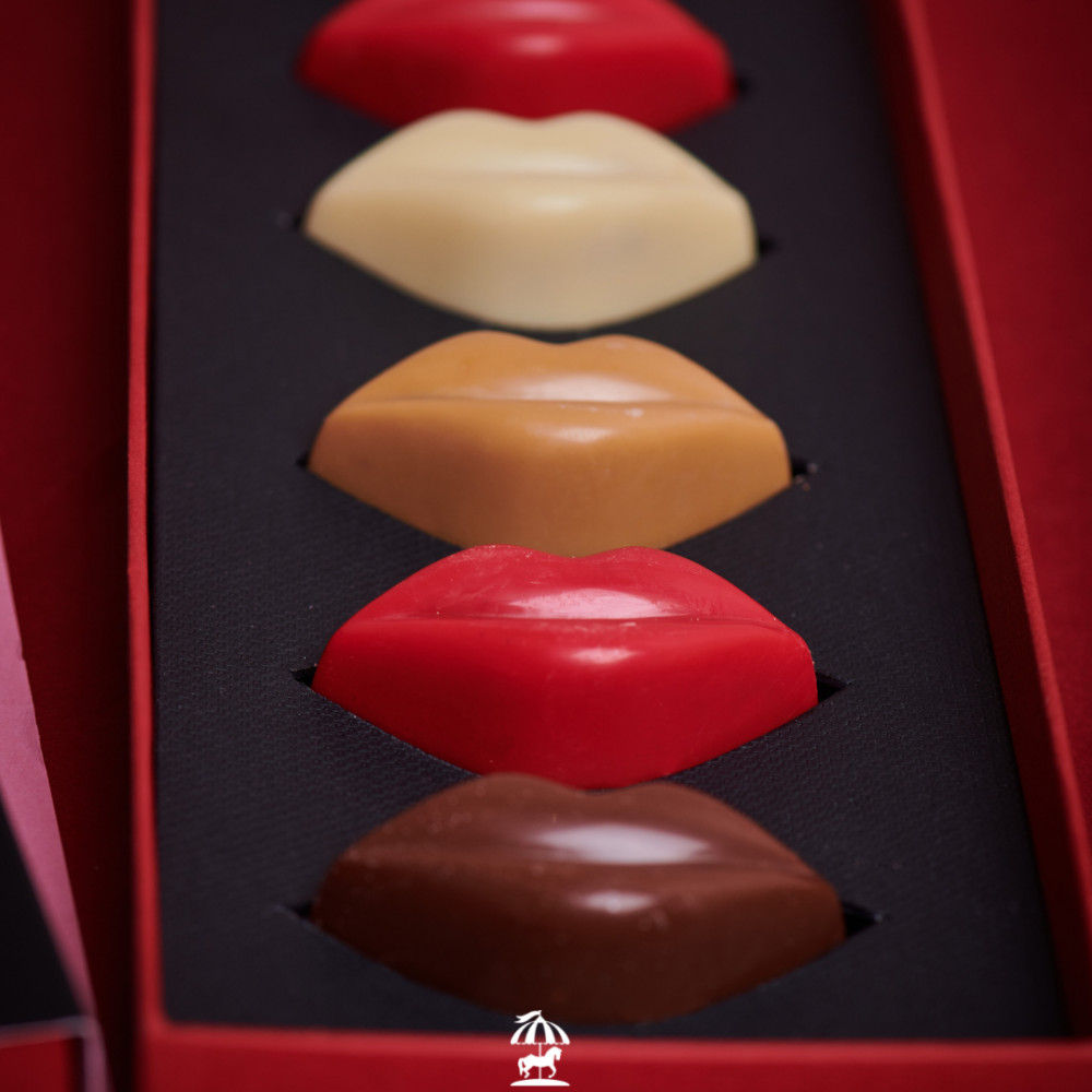 Colored chocolat Lips