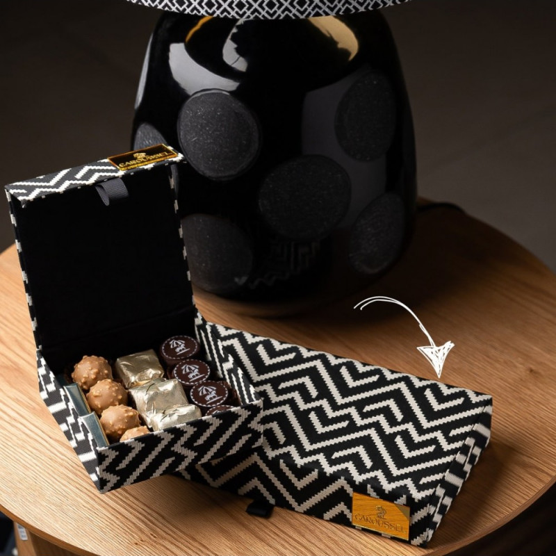 Boite chocolat -Blanc et noir XL