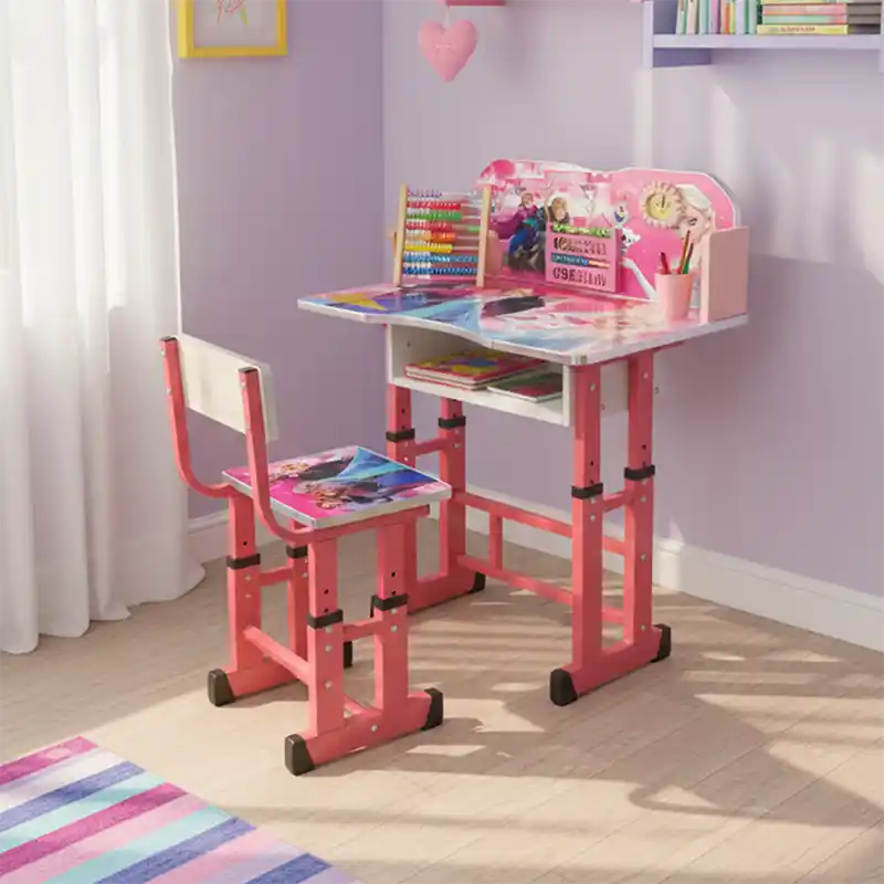 Bureau d’Étude en Bois pour Enfants – Table Design, Solide et Fonctionnelle