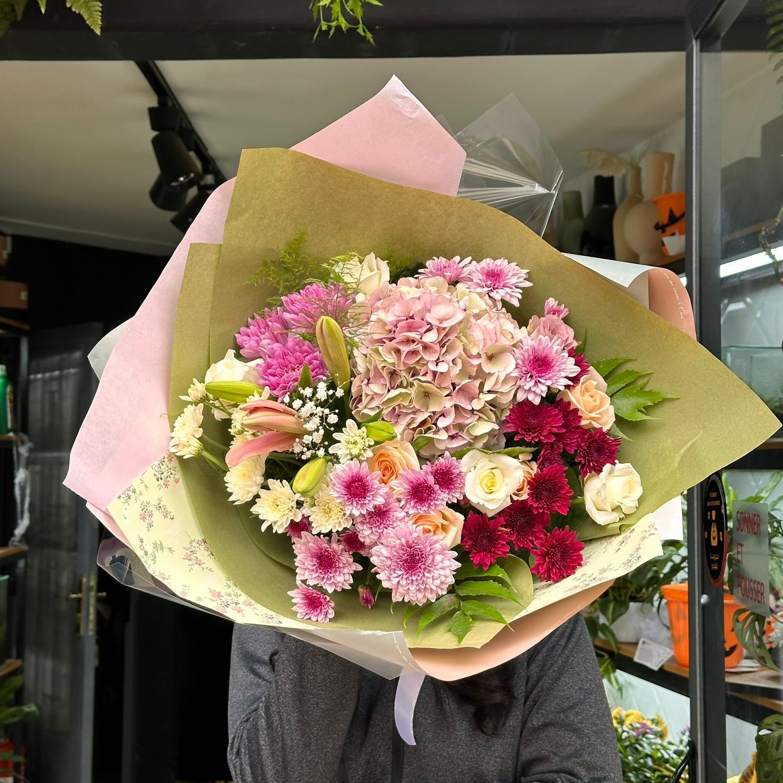 Radicalement Nude, Le bouquet