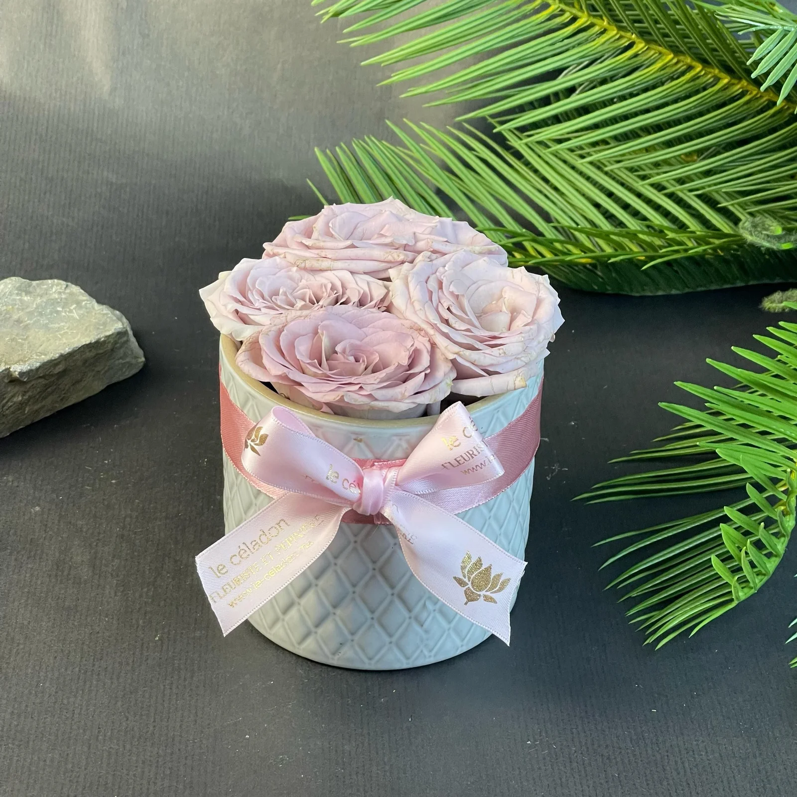 Lovely porcelaine roses