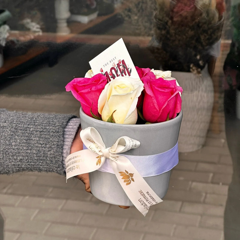 Lovely Porcelaine Mom