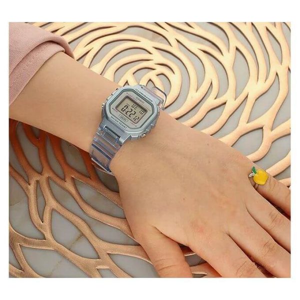 Casio – Bleu – Digitale – Bracelet semi-transparent – Étanche – LA-20WHS-2A