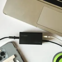 Goui Tank Chargeur de Bureau Super Rapide 4 Ports 65W