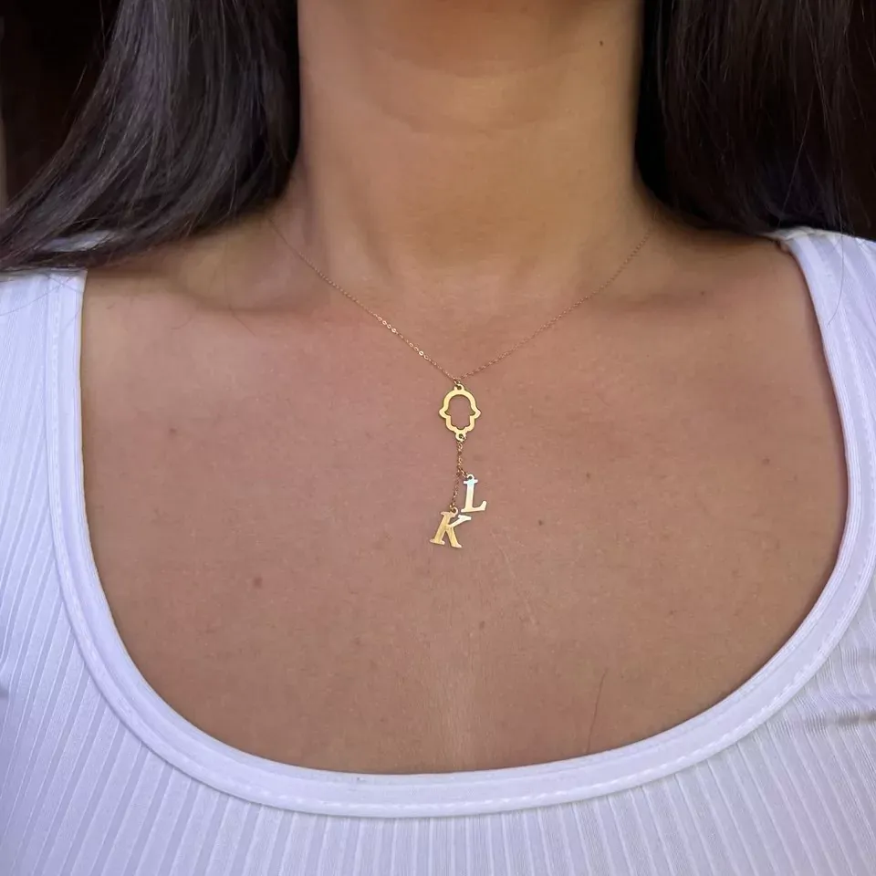 18 carats Khamisa avec des lettres en or