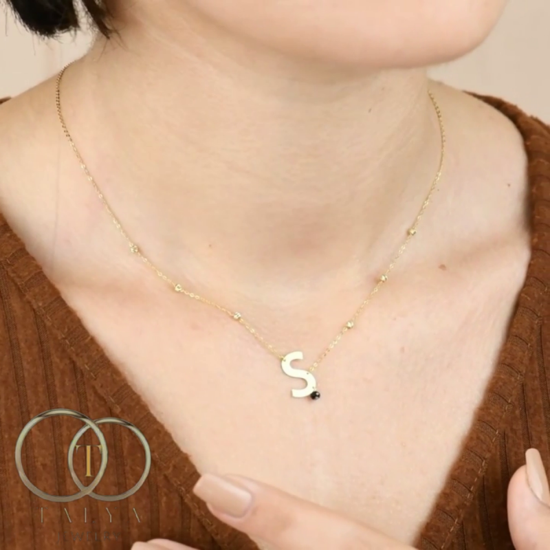 Collier alphabet en Or 18K
