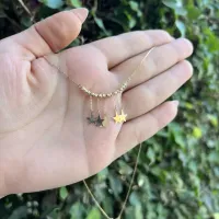 Collier étoiles en or 18 carats