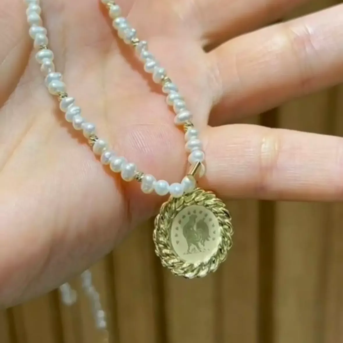 Collier jouhar les balles 18k