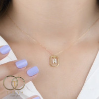 Collier Lettre en Or 18K
