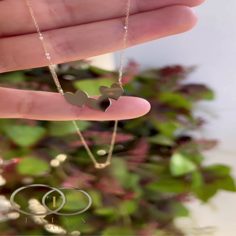 Collier Triple Coeur Gravé En Or 18K
