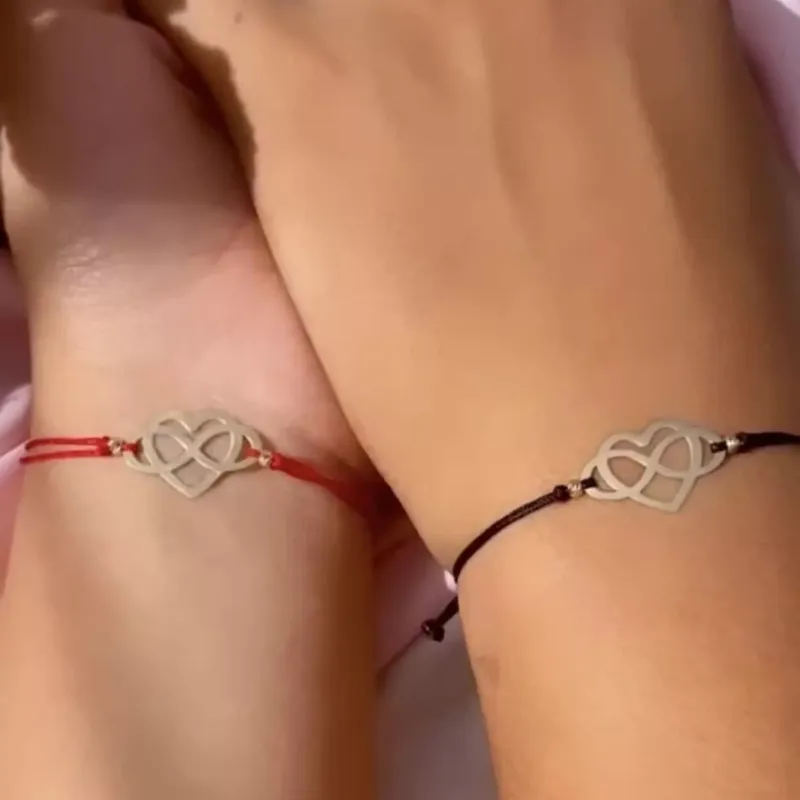 Cordon Amour infini Or 18K