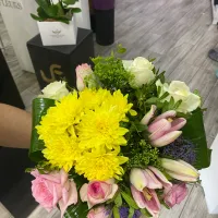 Bouquet à main coloré