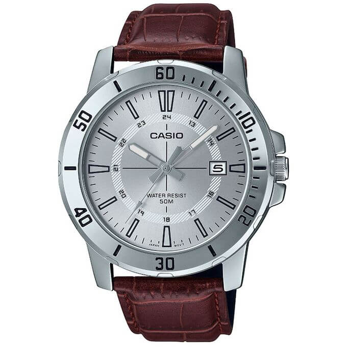 Casio &ndash; Cadran blanc &ndash; Bracelet cuir marron &ndash; MTP-VD01L-7CV