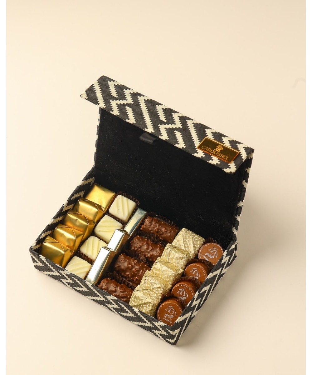 Boite chocolat -Blanc et noir M
